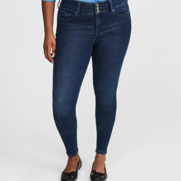 Torrid Sky High Skinny Crop HIGH-RISE Capri - Size 20 - Picture 1 of 5